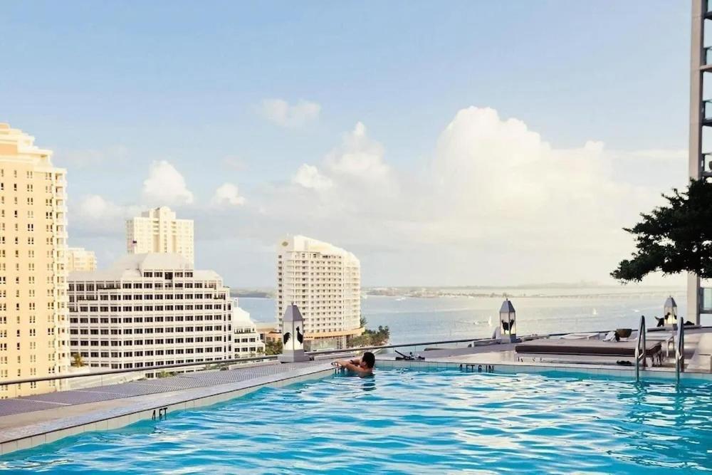 W Hotel Luxury High Rise Miami Buitenkant foto